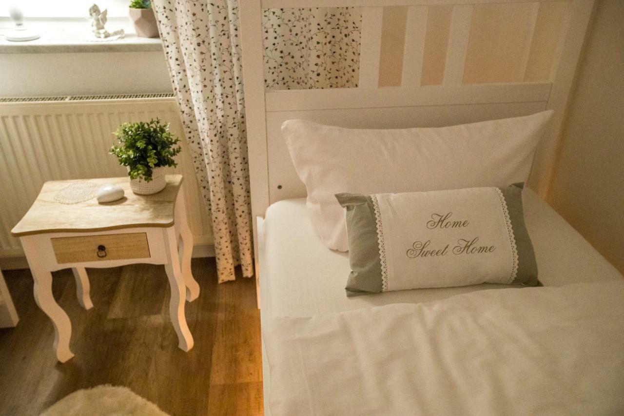 Ferienwohnung Landhaus Swisttal - In Der Naehe Phantasialand Bruehl Und Palmenparadies Therme Euskirchen Buitenkant foto