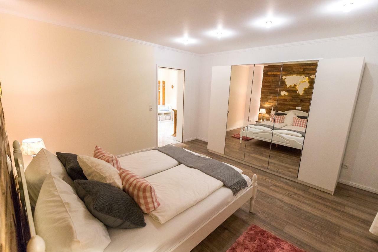 Ferienwohnung Landhaus Swisttal - In Der Naehe Phantasialand Bruehl Und Palmenparadies Therme Euskirchen Buitenkant foto