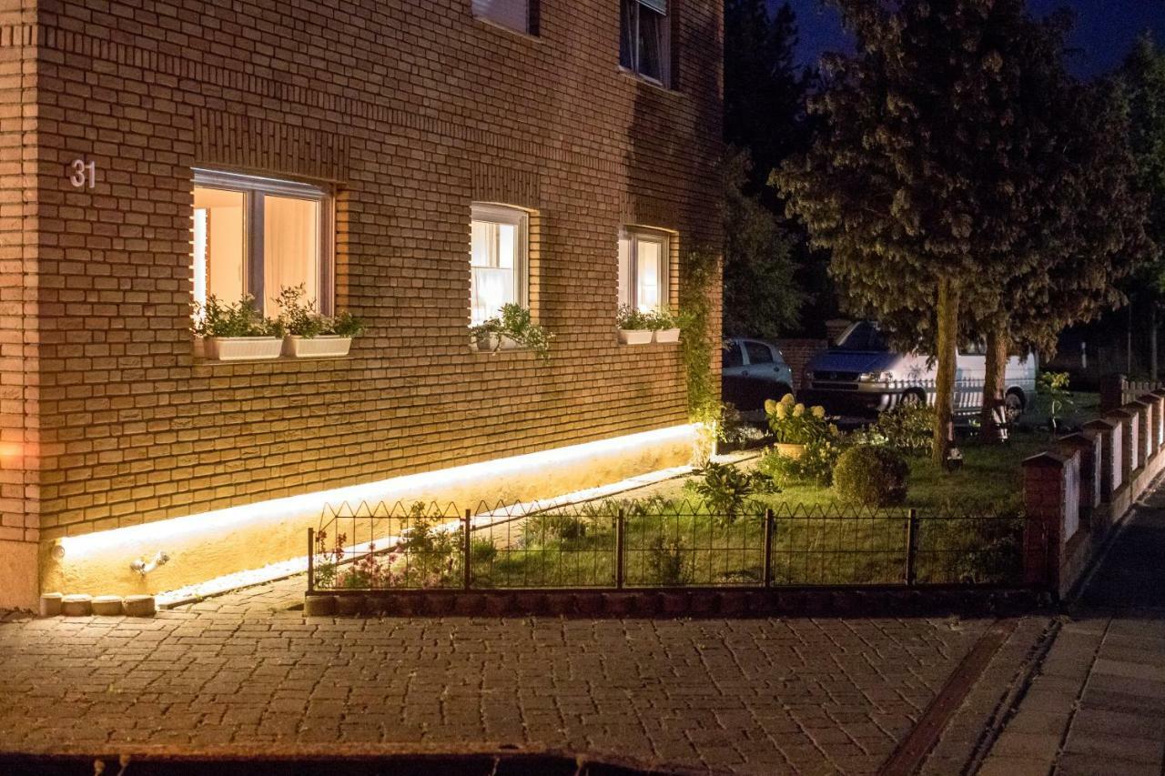 Ferienwohnung Landhaus Swisttal - In Der Naehe Phantasialand Bruehl Und Palmenparadies Therme Euskirchen Buitenkant foto